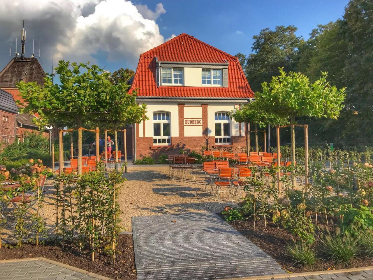 Budberger Bahnhof Bed & Breakfast Rheinberg Exterior foto