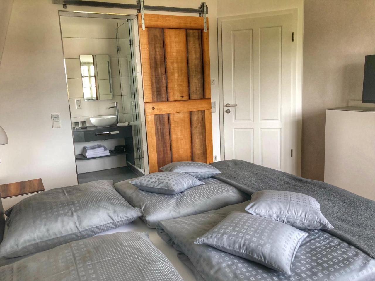 Budberger Bahnhof Bed & Breakfast Rheinberg Exterior foto