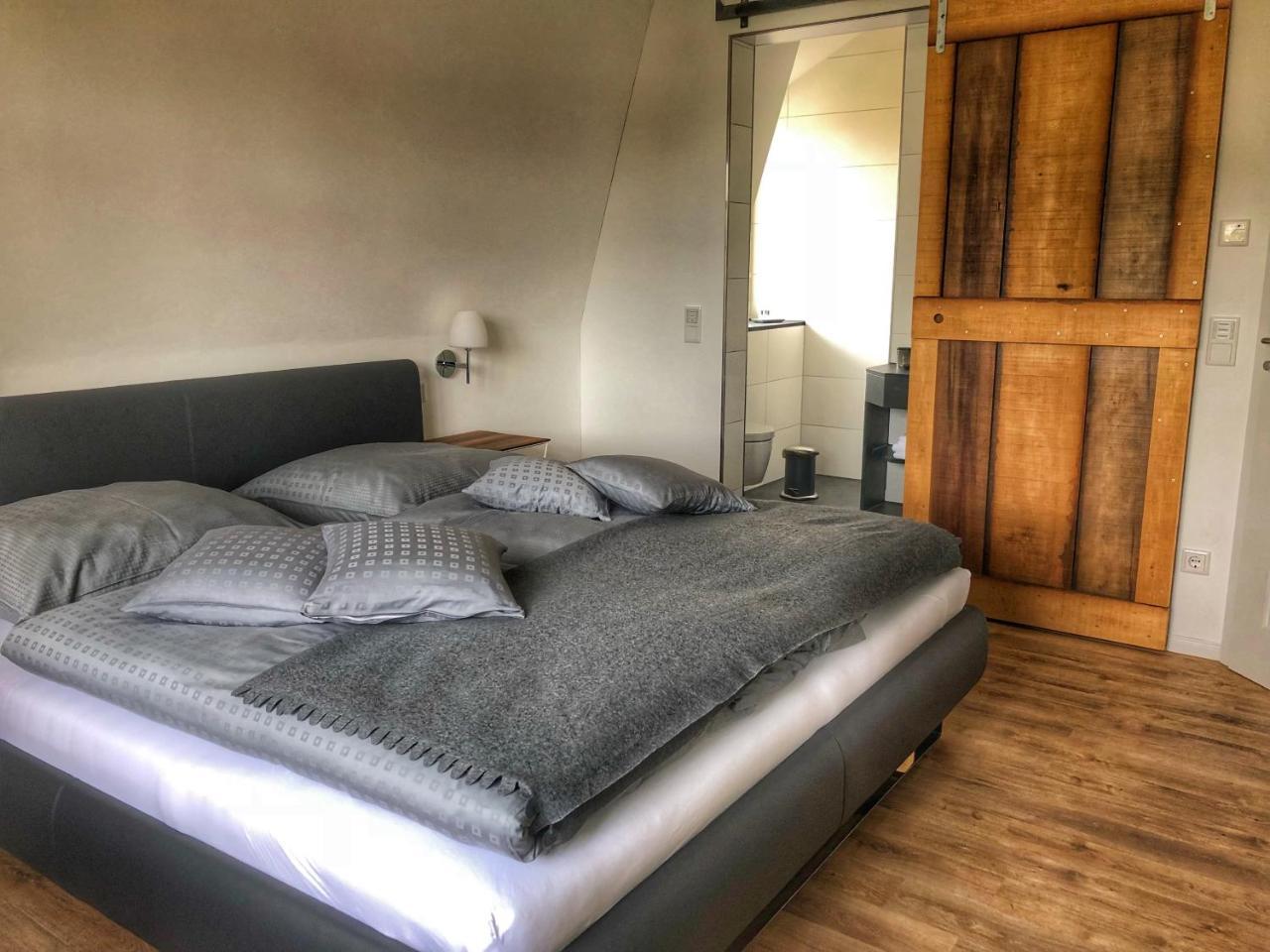 Budberger Bahnhof Bed & Breakfast Rheinberg Exterior foto